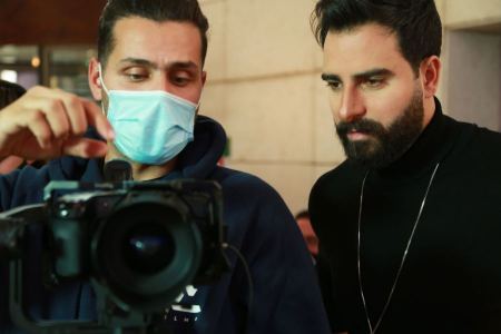بالصور: طوني قطان ينتهي من تصوير "نسيني وغاب" مع المخرج عبد الرحمن عيسى